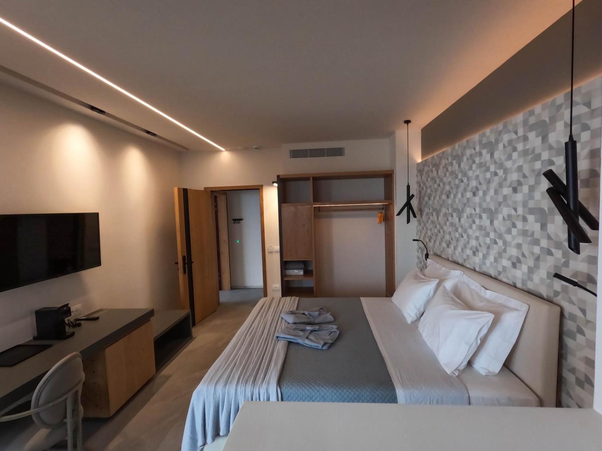 Alissachni Seaside Hotel Дервенион Экстерьер фото